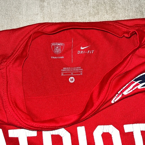 Nike Red New England Patriots Shirt - Picture 7 of 8